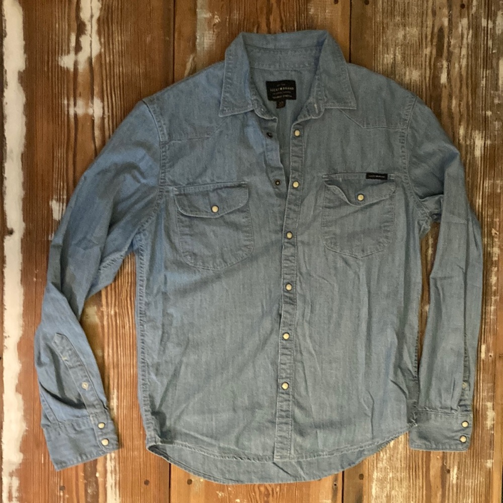 Lucky Brand denim chambray shirt